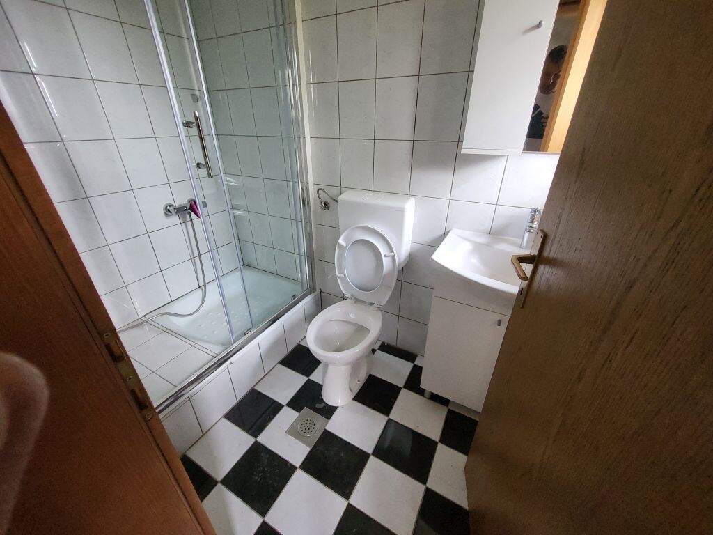 Image 5032749 - 15