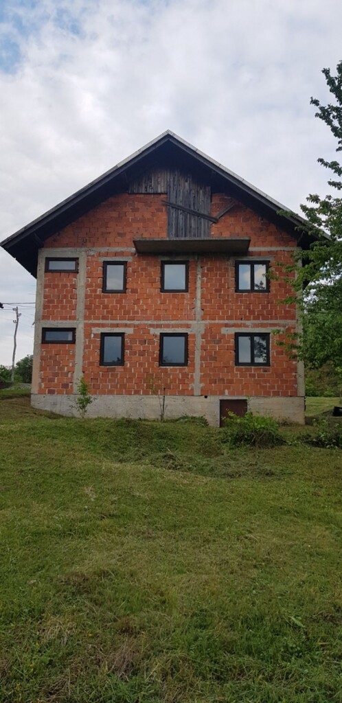 Image 5038018 - 6