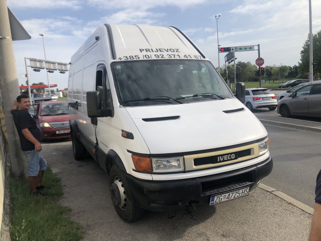 Iveco Daily 65c15 Maxi, dupli kotači otraga, C kategorija, reg. 15.06.2023.g.