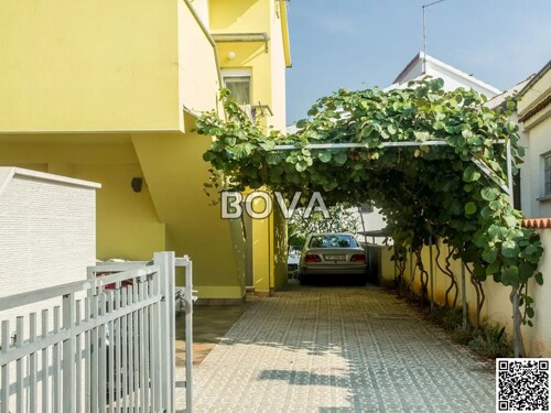 Samostojeća kuća 182 m2 – Bibinje *50 m od mora* (ID-2185/E)
