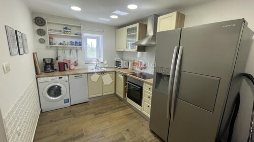 Thumbnail 5075241 - 17