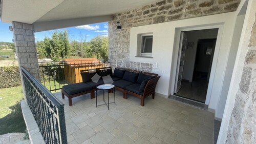 Thumbnail 5075241 - 20