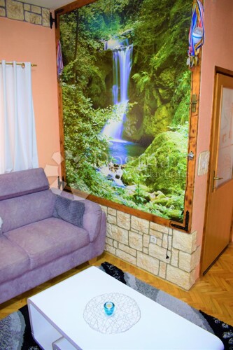 Thumbnail 5075242 - 18