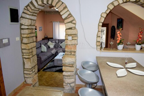 Thumbnail 5075242 - 15