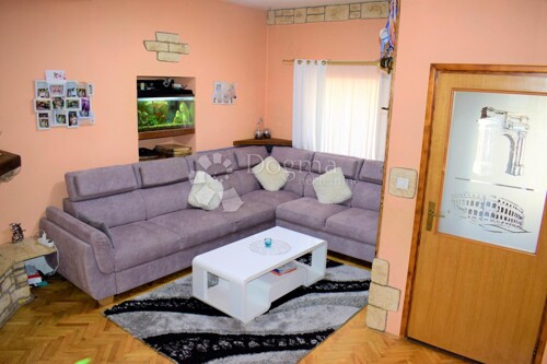 Thumbnail 5075242 - 17