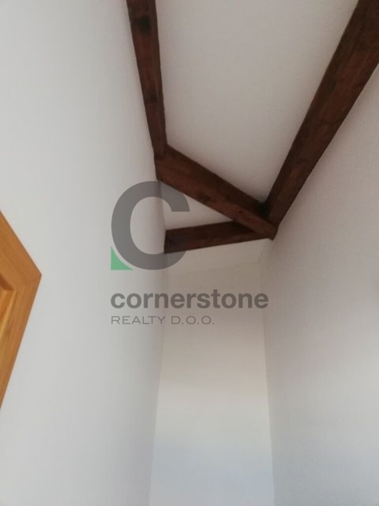 Image 5075501 - 12