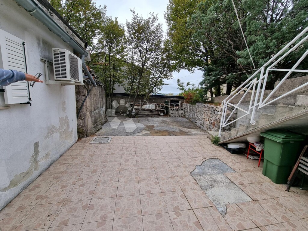 Image 5096295 - 6