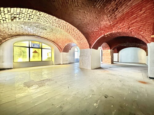 Ilica, Odličan poslovni prostor u strogom centru grada, 297m2