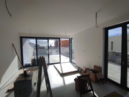 Thumbnail 5115206 - 7