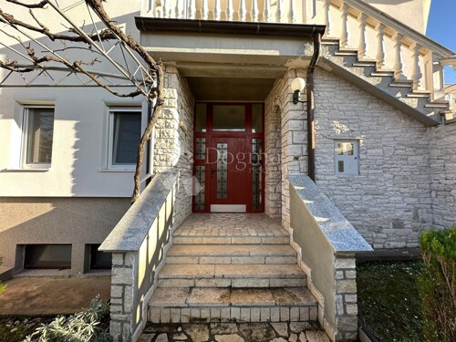 Thumbnail 5122025 - 13