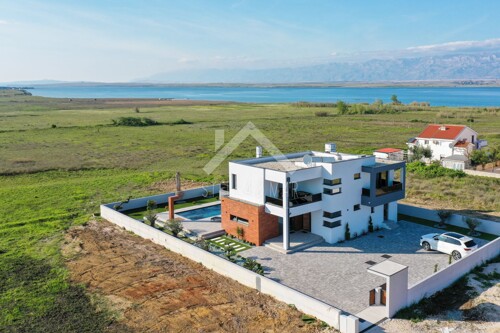 Luksuzna Villa sa bazenom - Sabunike