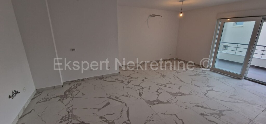 Image 5138628 - 7