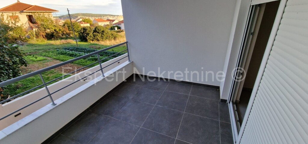 Image 5138633 - 6