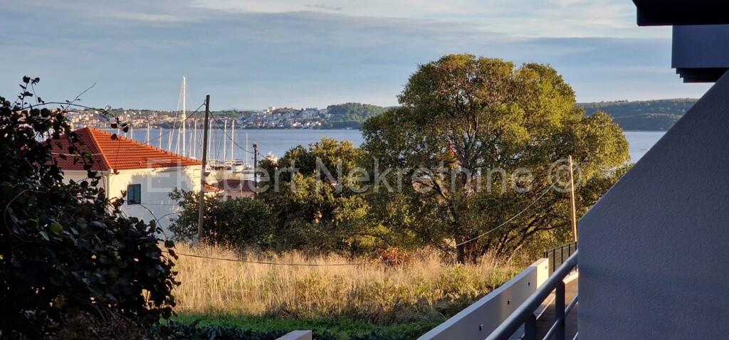 Image 5138635 - 9