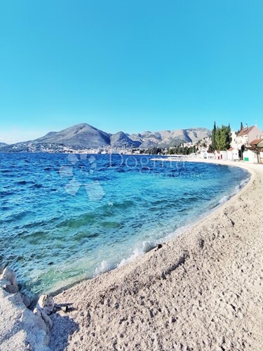 Thumbnail 5138768 - 10