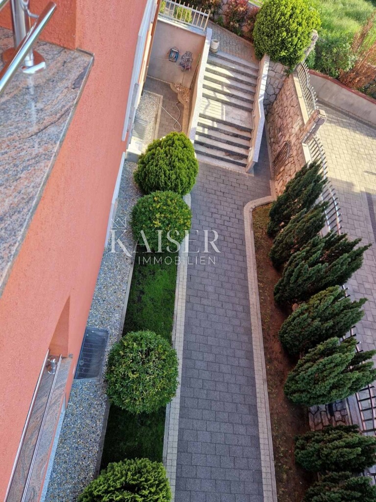 Image 5147815 - 6