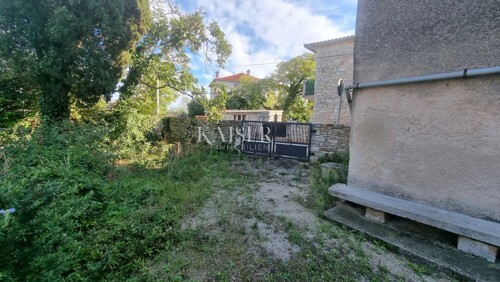 Krnica - kuća, 3.5 km od mora