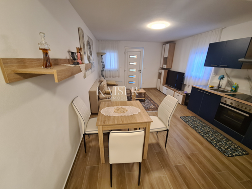 Crikvenica, Dramalj - apartman u prizemlju, 300 m od mora
