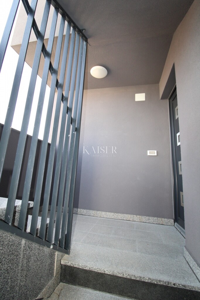 Image 5148047 - 6