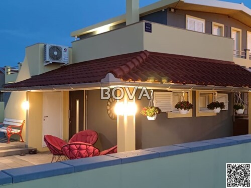 Kuća sa 4 apartmana 240 m2 – Nin *Prvi red do mora* (ID-2241)