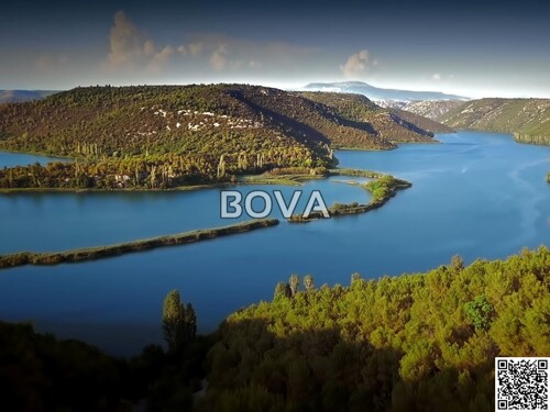 Građevinsko zemljište 6485 m2 – Skradin *Pored NP Krka* (ID-2256)