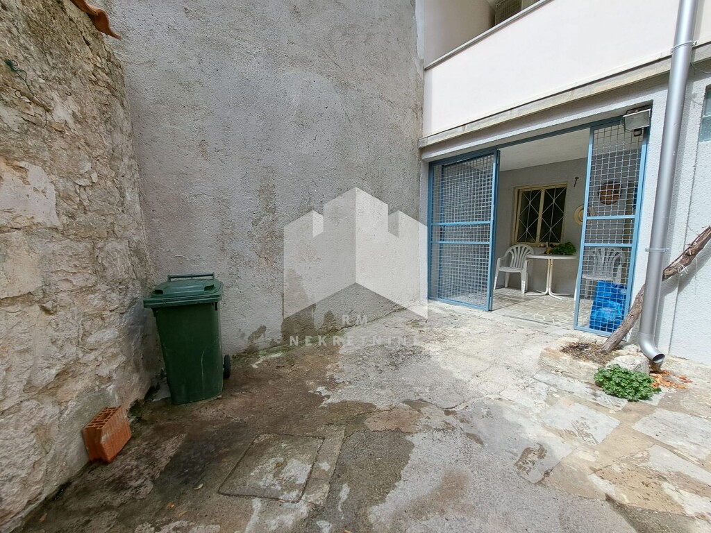 Image 5174216 - 20
