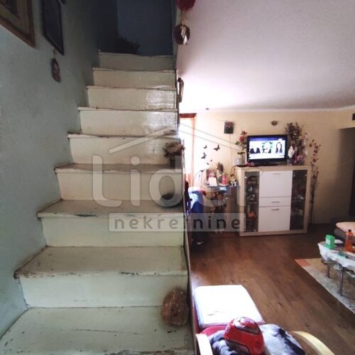 Thumbnail 5179205 - 3