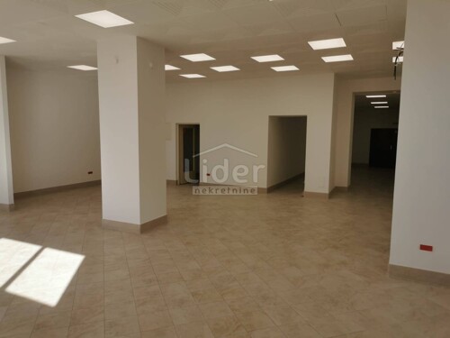 SUŠAK, ULIČNI LOKAL 321m2- 379.000 €