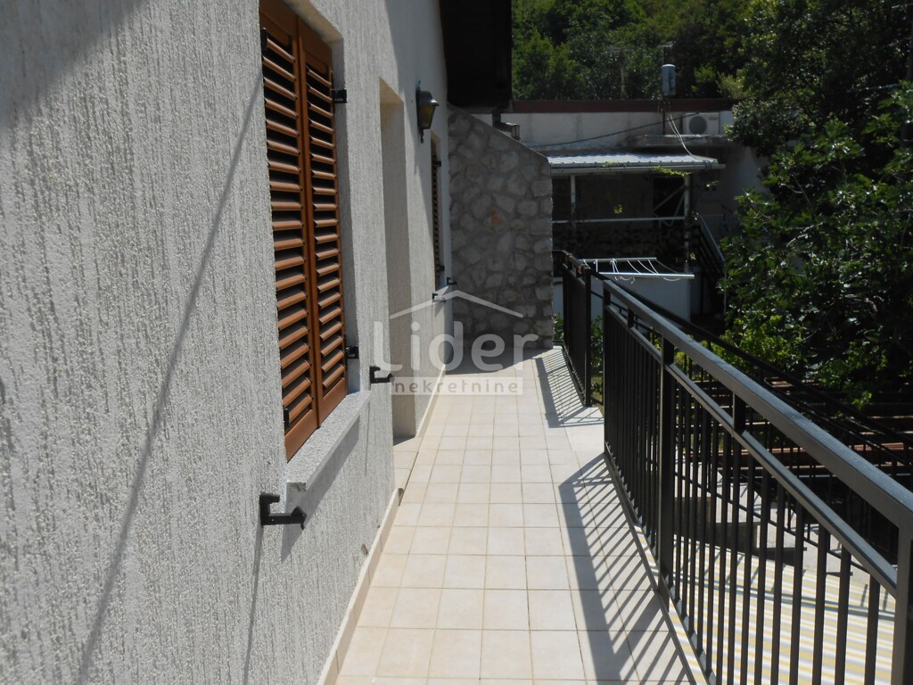 Image 5179527 - 12