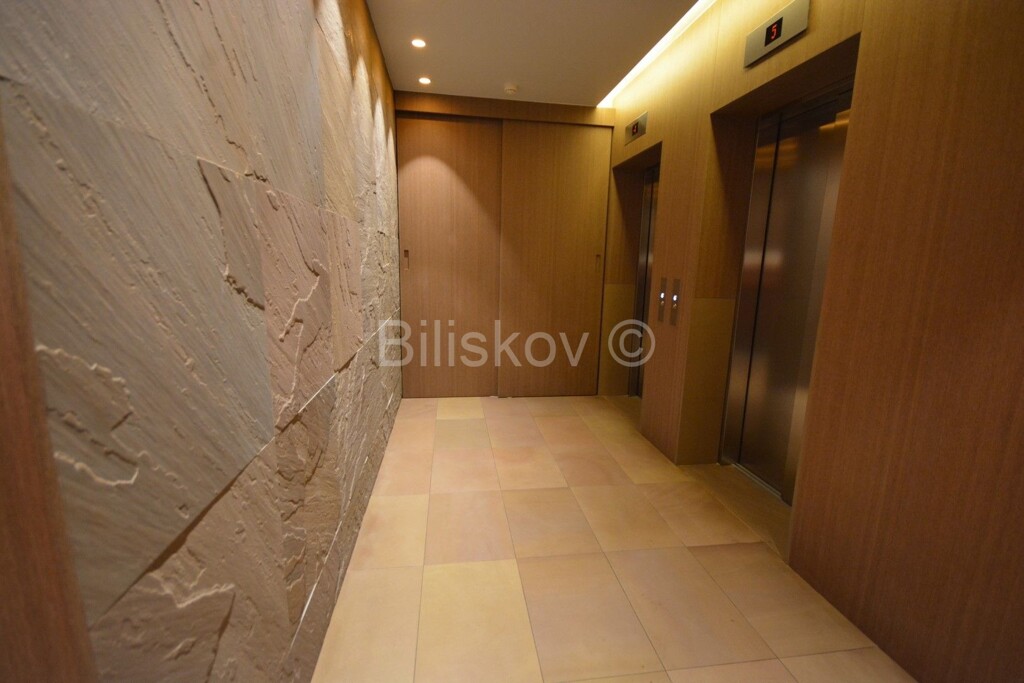Image 5198235 - 9