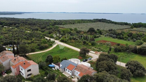 Adaptirani restoran s pogledom na Brijune