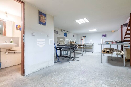 Zagreb, Vrbik, poslovni prostor (lokal) 112 m2