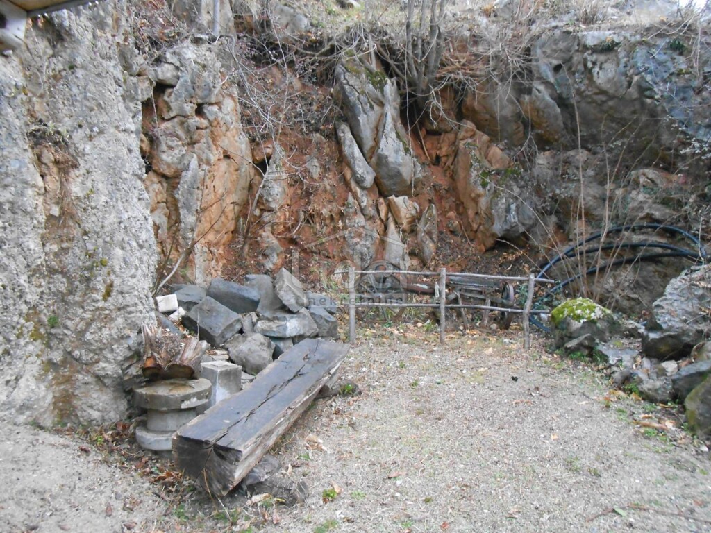 Image 5216842 - 12