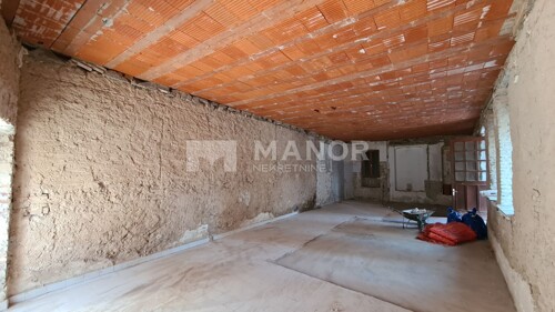 Thumbnail 5218179 - 3