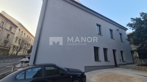 RIJEKA, BANDEROVO - Poslovni prostor, 166 m2, novi krov i fa