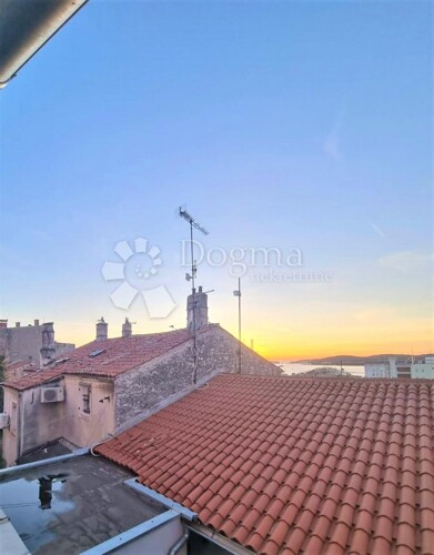 Thumbnail 5230684 - 17