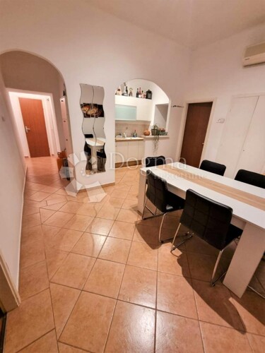 Thumbnail 5230684 - 5