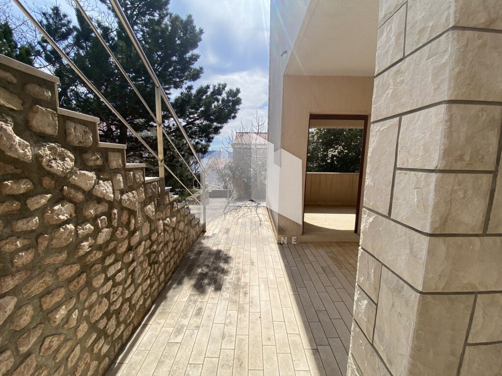 Image 5232308 - 19