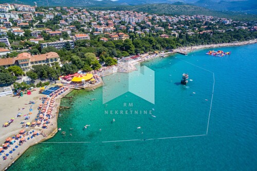 Novi Vinodolski, građevinsko zemljište 657m2