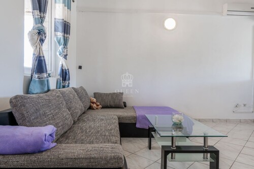 Dvosobni apartman 250m do mora