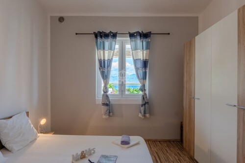 Dvosobni apartman 250m do mora