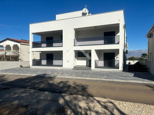 Trosoban apartman sa pogledom na more - Vir