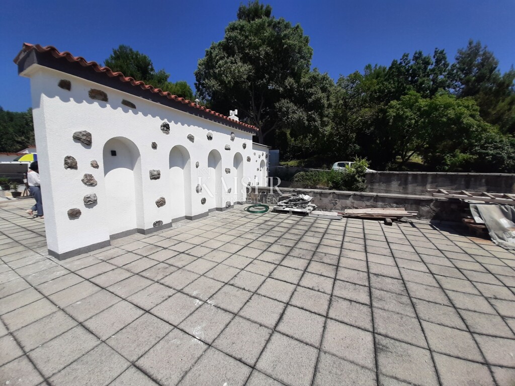 Image 5250140 - 2