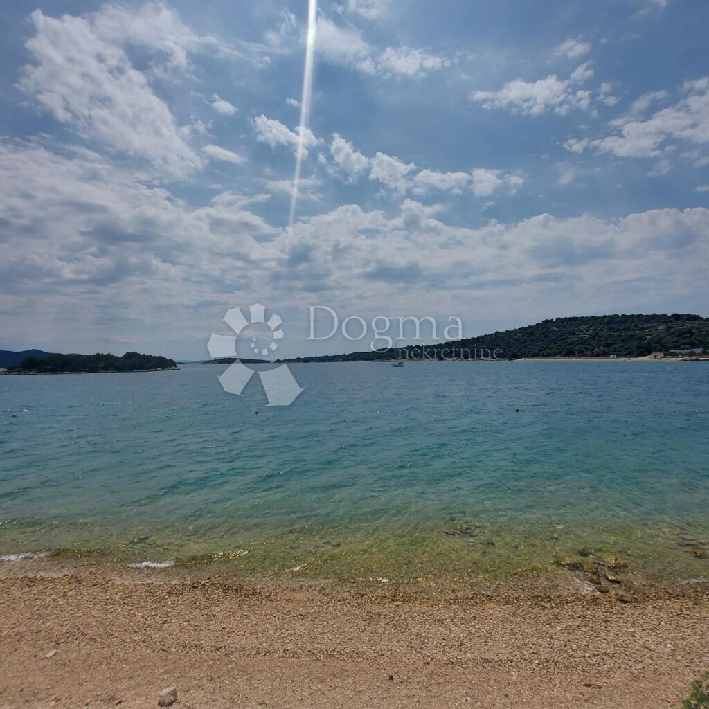 Image 5251253 - 8