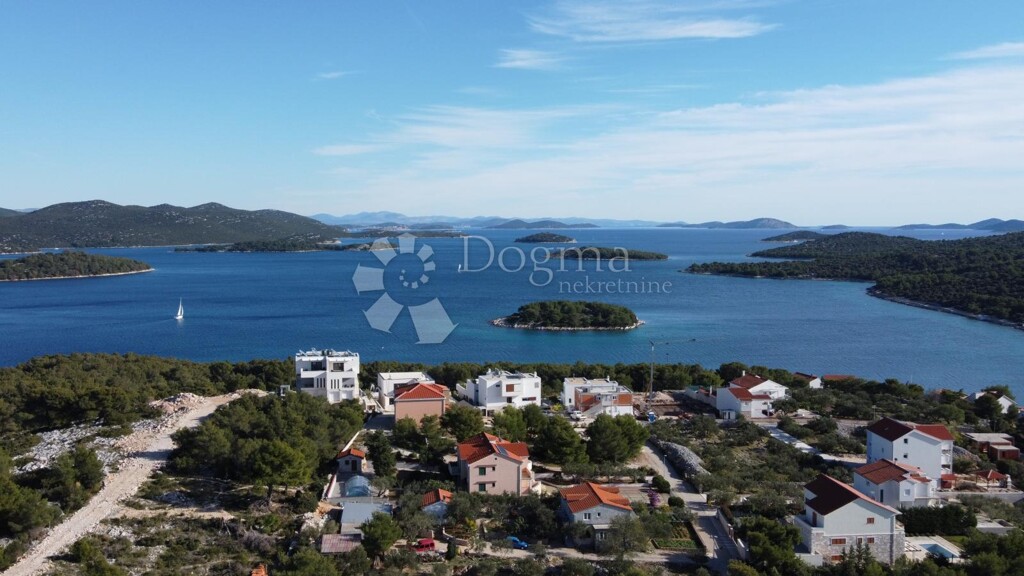 Image 5251253 - 1