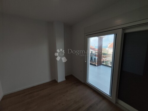 Thumbnail 5251265 - 19