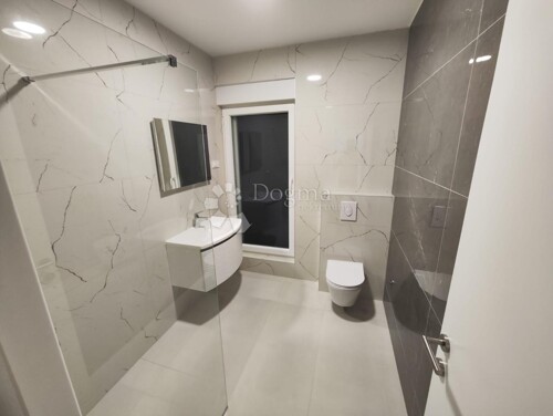 Thumbnail 5251265 - 21