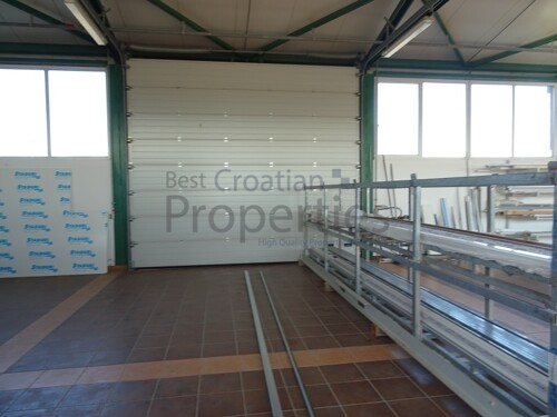 Thumbnail 5253886 - 14