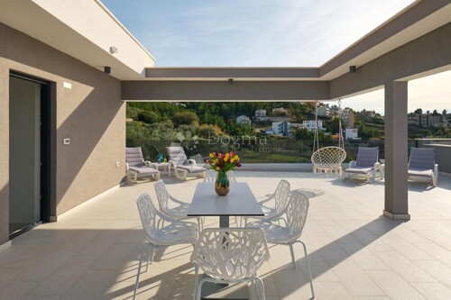 Thumbnail 5255005 - 7