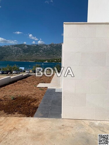 Villa 167 m2 – Rovanjska *Prvi red do mora* (ID-2318)